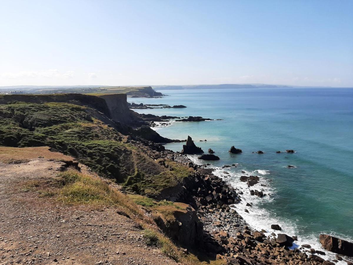 Bude Coastal Lodge エクステリア 写真