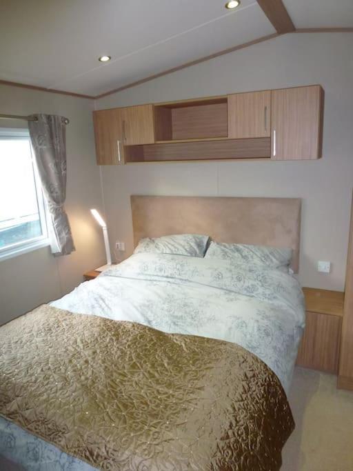 Bude Coastal Lodge エクステリア 写真